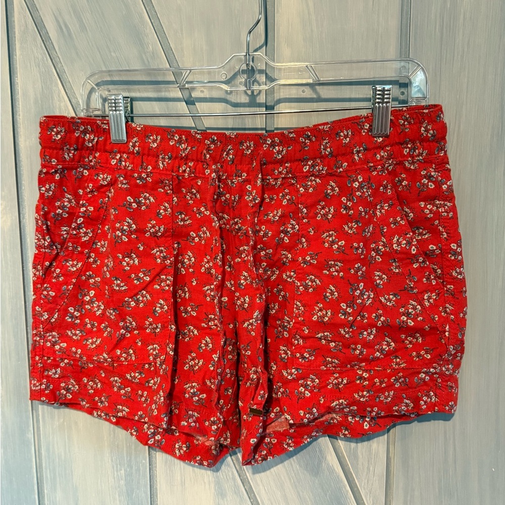 St. John's Bay Red Jean Linen Blend Shorts Vibrant Floral Pattern